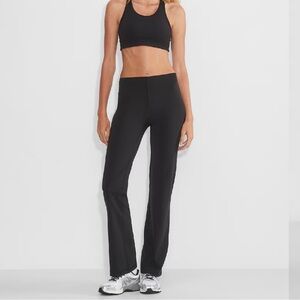 Aritzia Resilient Pant Black
